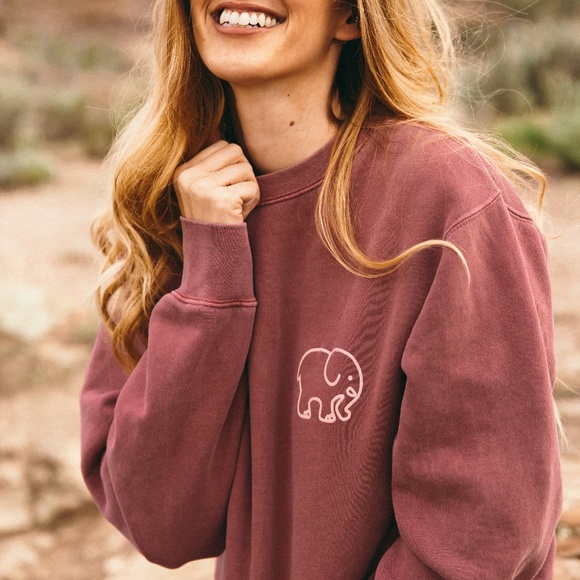 ivory ella vintage blue sweatshirt